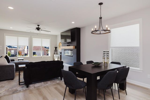 1104 Grand Teton Dr, Benton, AR 72019