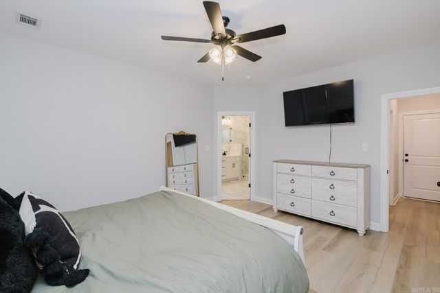 1104 Grand Teton Dr, Benton, AR 72019