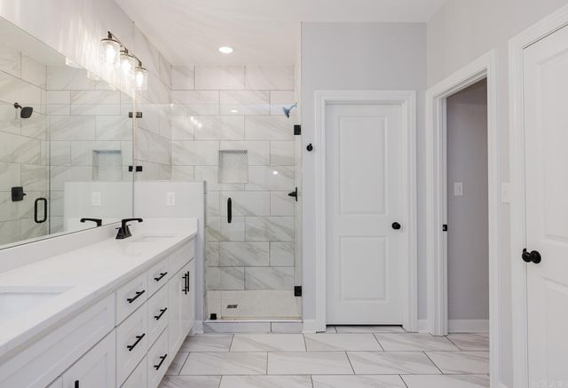 1104 Grand Teton Dr, Benton, AR 72019