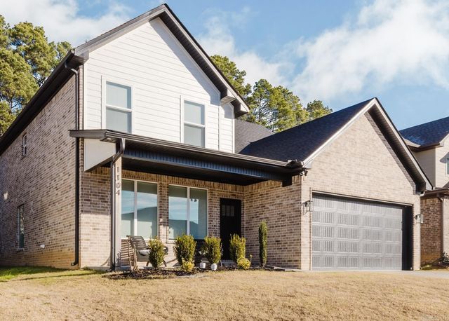 1104 Grand Teton Dr, Benton, AR 72019