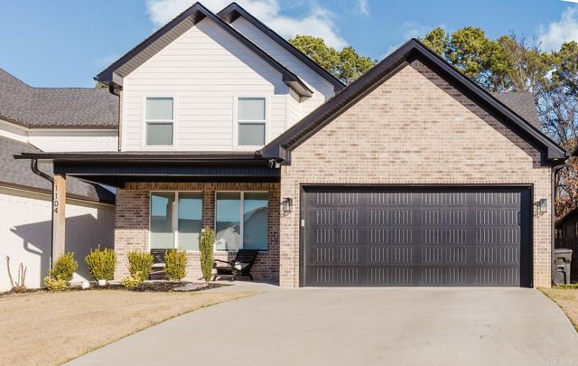 1104 Grand Teton Dr, Benton, AR 72019