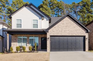 1104 Grand Teton Dr, Benton, AR 72019