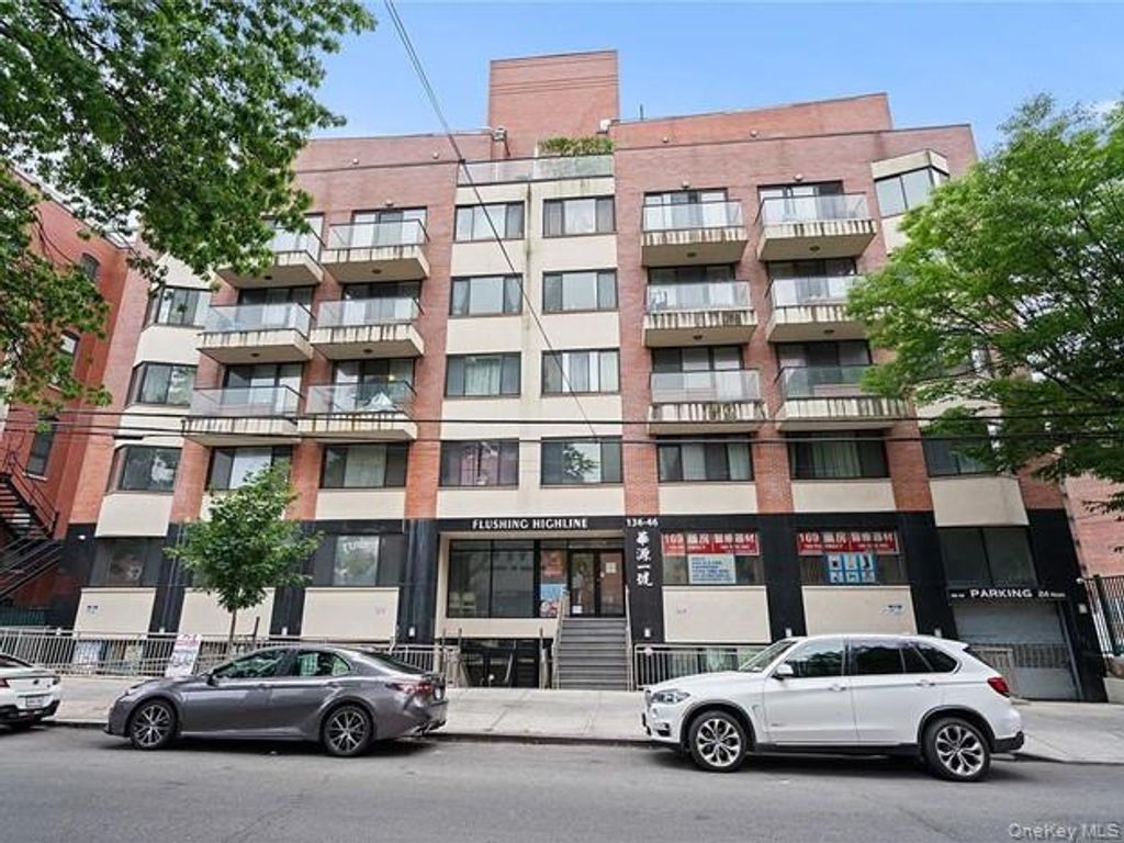 136-46 41st Avenue 1E, Flushing, NY 11355
