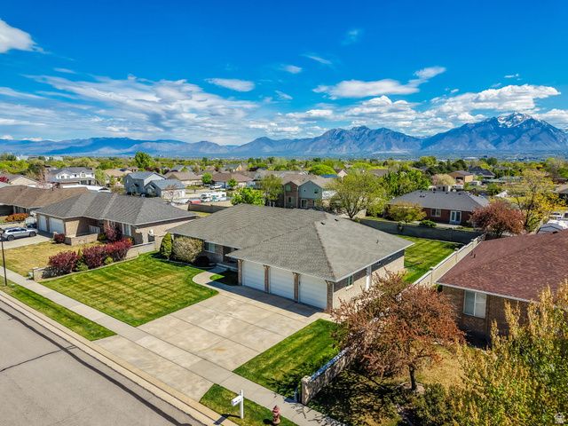 9943 S EDEN VIEW CT, South Jordan, UT 84095