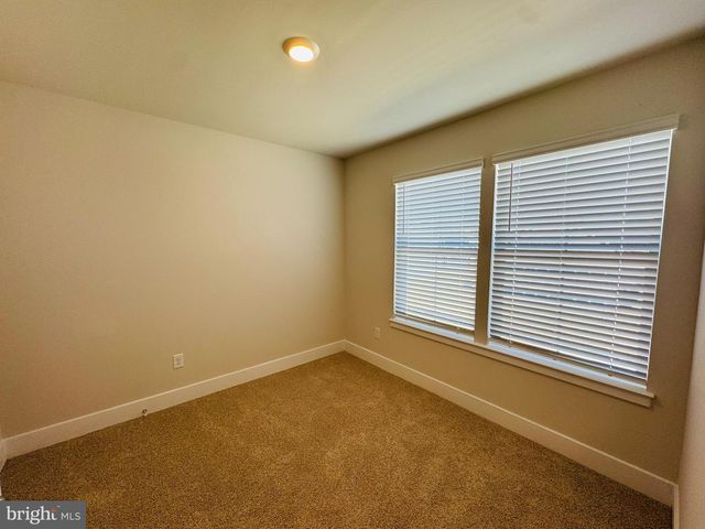 101 LAKOTA ST, Winchester, VA 22602