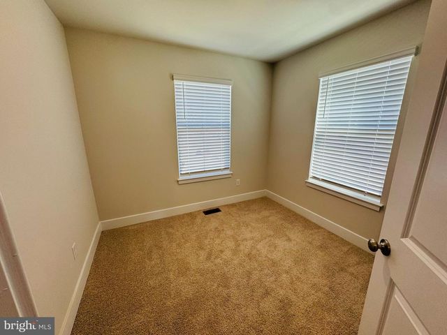 101 LAKOTA ST, Winchester, VA 22602