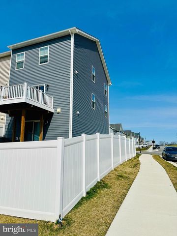 101 LAKOTA ST, Winchester, VA 22602