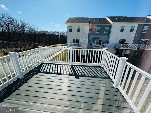 101 LAKOTA ST, Winchester, VA 22602