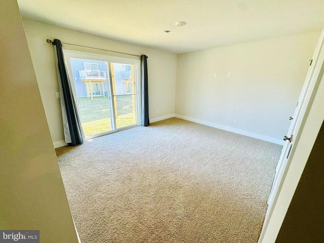 101 LAKOTA ST, Winchester, VA 22602