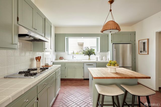2715 Lake Street, San Francisco, CA 94121