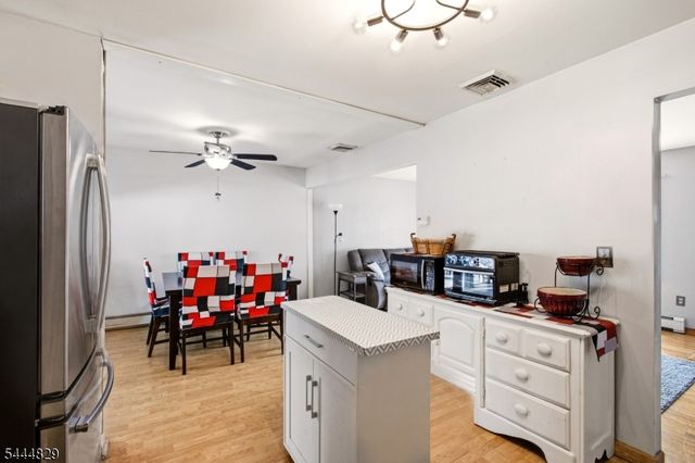 1852 W 5Th St, Piscataway Twp., NJ 08854