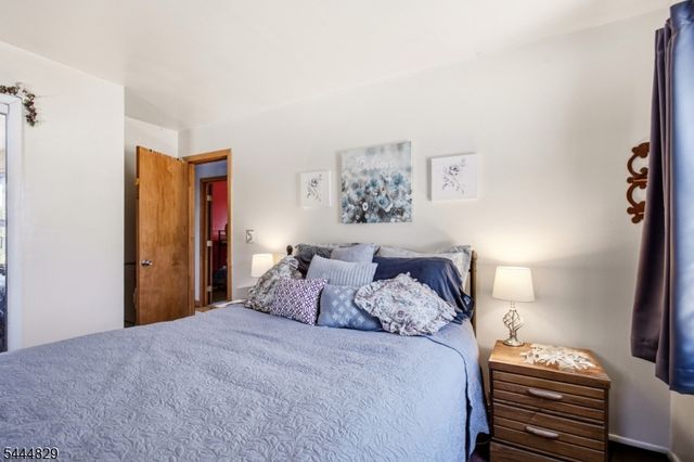 1852 W 5Th St, Piscataway Twp., NJ 08854