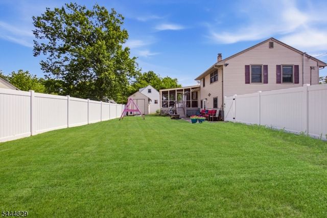 1852 W 5Th St, Piscataway Twp., NJ 08854