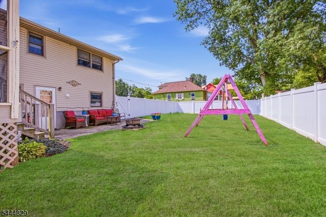 1852 W 5Th St, Piscataway Twp., NJ 08854