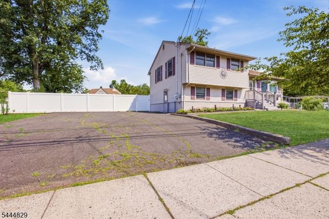 1852 W 5Th St, Piscataway Twp., NJ 08854