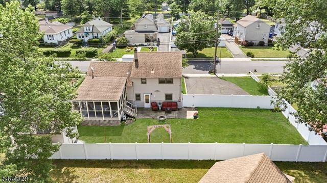 1852 W 5Th St, Piscataway Twp., NJ 08854