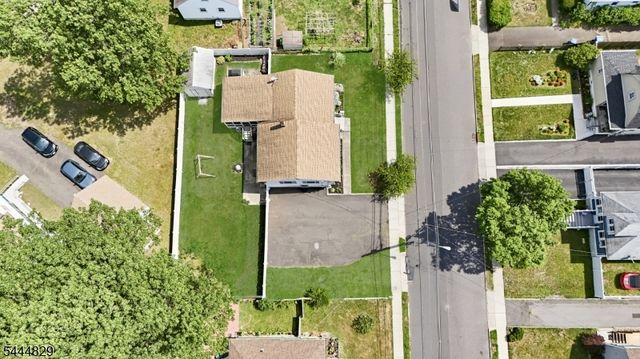1852 W 5Th St, Piscataway Twp., NJ 08854