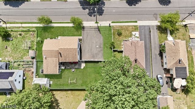 1852 W 5Th St, Piscataway Twp., NJ 08854