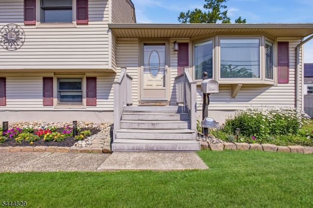 1852 W 5Th St, Piscataway Twp., NJ 08854