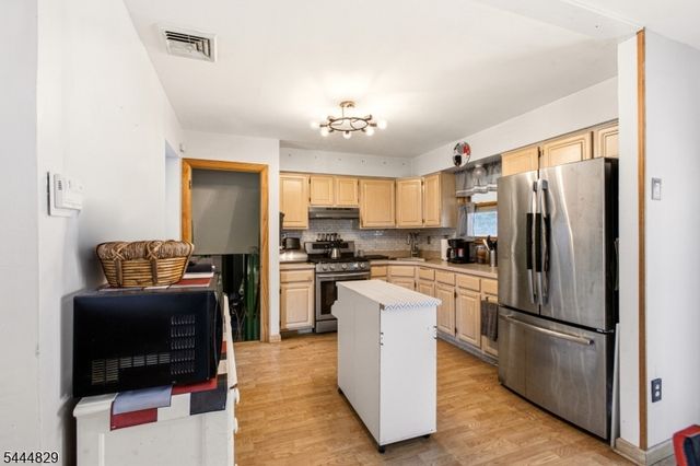 1852 W 5Th St, Piscataway Twp., NJ 08854