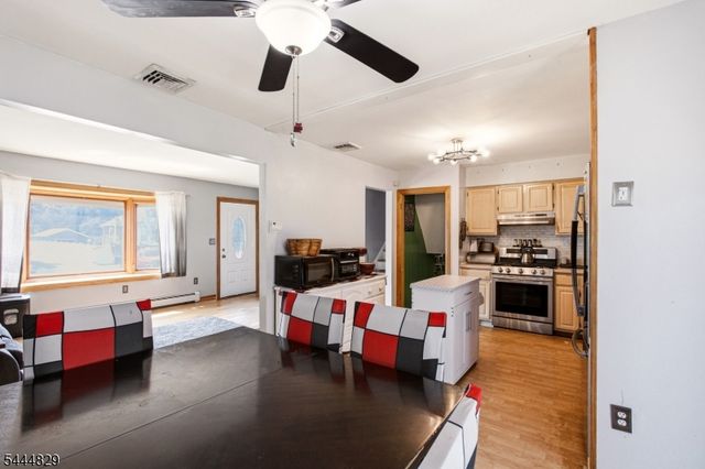 1852 W 5Th St, Piscataway Twp., NJ 08854