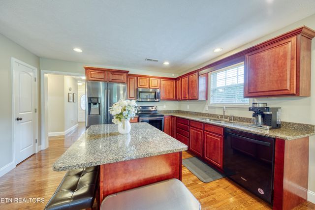 4432 Old Colony Lane, Morristown, TN 37814