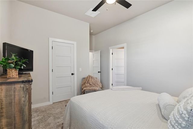 712 Forest Circle, Washington, OK 73093