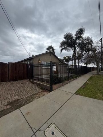 1342 Church St, Roseville, CA 95678