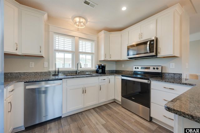 117 Colington Point Dr Unit C Lot 205-C, Kill Devil Hills, NC 27948