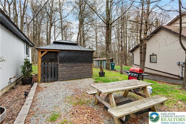 7483 Cottage Lane, Coolbaugh Twp, PA 18466