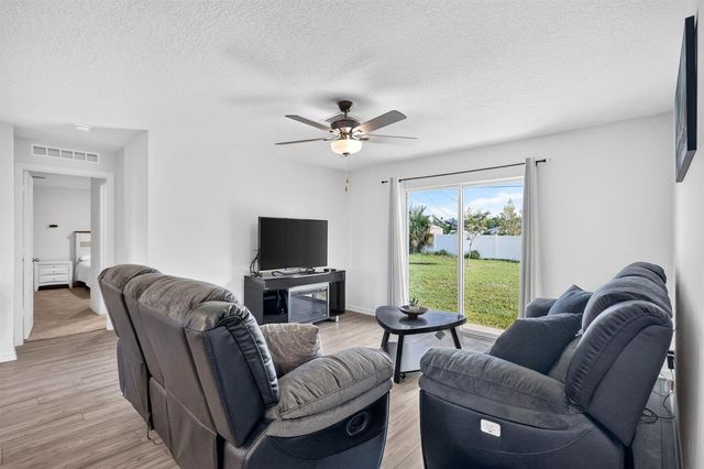 491 SW DAILEY Avenue, Port St. Lucie, FL 34953