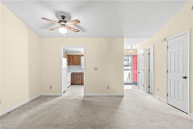 3663 Heathrow Drive, Winston-salem, NC 27127