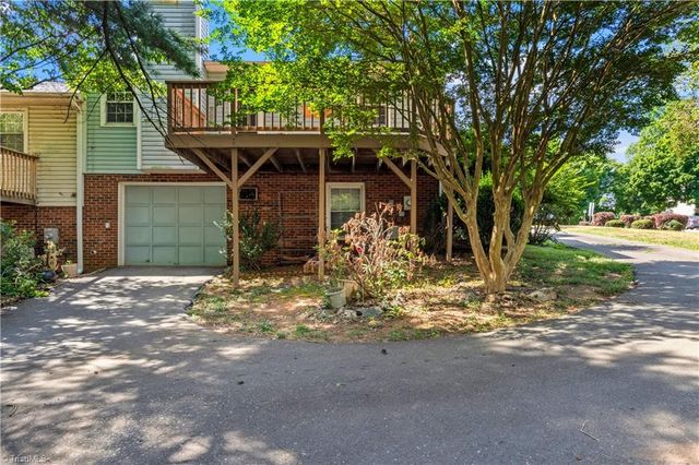 3663 Heathrow Drive, Winston-salem, NC 27127