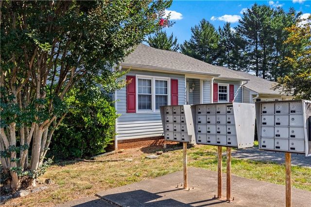 3663 Heathrow Drive, Winston-salem, NC 27127