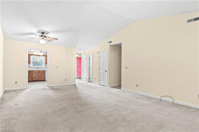 3663 Heathrow Drive, Winston-salem, NC 27127