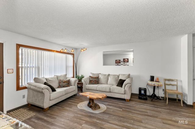 16227 Latah Dr, Nampa, ID 83651