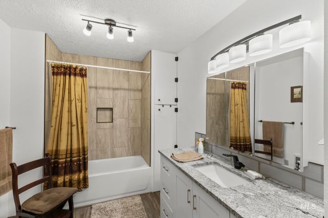 16227 Latah Dr, Nampa, ID 83651