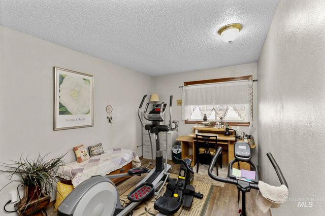 16227 Latah Dr, Nampa, ID 83651