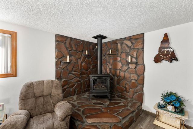 16227 Latah Dr, Nampa, ID 83651