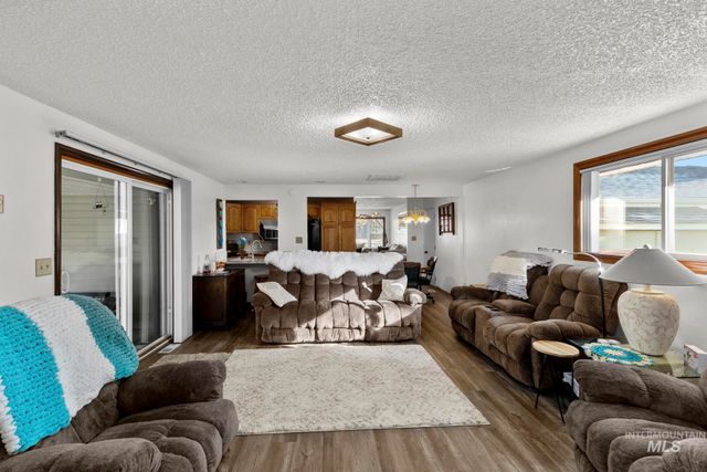 16227 Latah Dr, Nampa, ID 83651