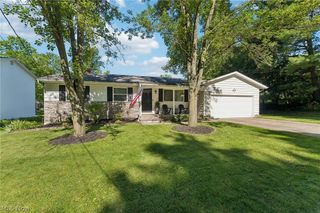 432 Mackinaw Avenue, Bath, OH 44333