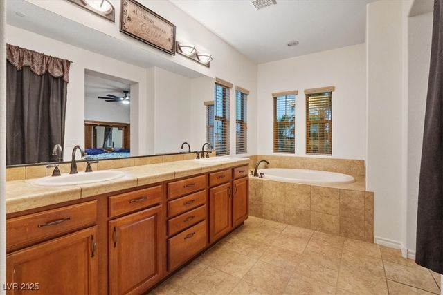 1069 VIA PRATO Lane, Henderson, NV 89011