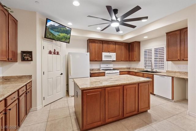 1069 VIA PRATO Lane, Henderson, NV 89011