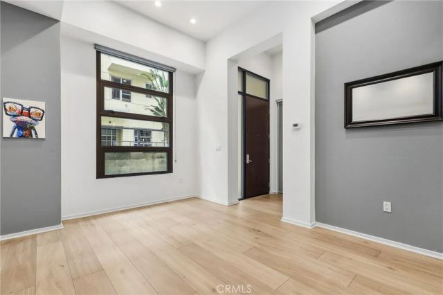 133 The Promenade North 118, Long Beach, CA 90802