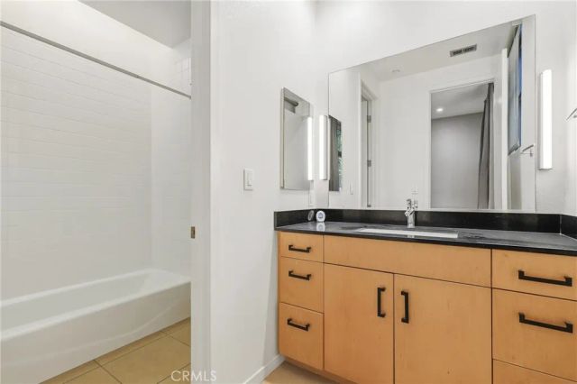 133 The Promenade North 118, Long Beach, CA 90802