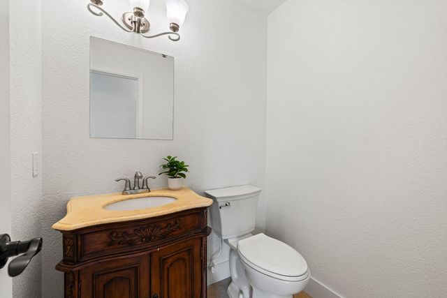 22160 Winchester Way, Colfax, CA 95713