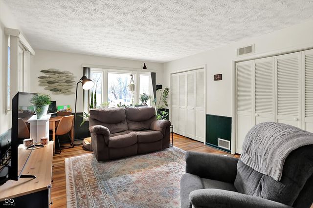 2728 E 67th Street, Indianapolis, IN 46220