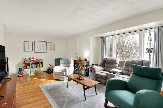 2728 E 67th Street, Indianapolis, IN 46220