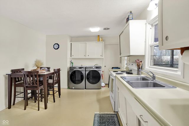 2728 E 67th Street, Indianapolis, IN 46220