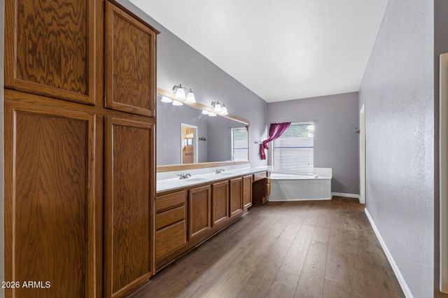 4064 E HALE Circle, Mesa, AZ 85205